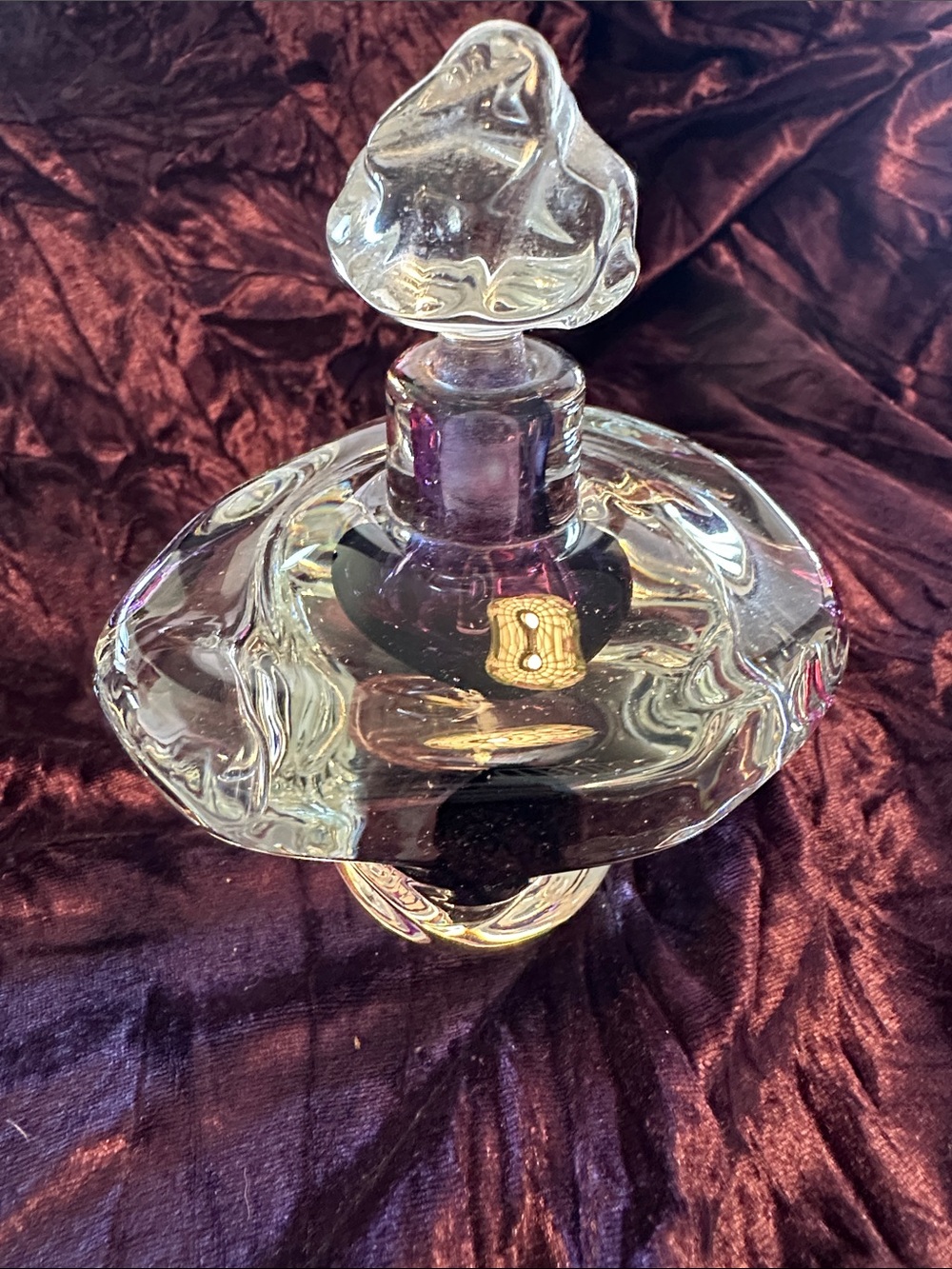 Clear Glass Decorative Perfume Bottle with Sculpted Stopper